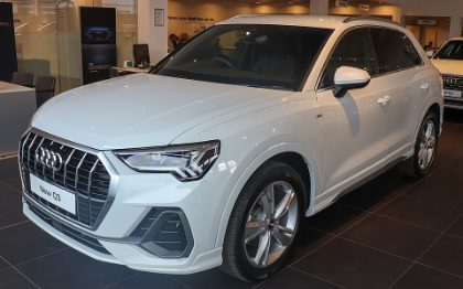 아우디 Q3 (F3) 사진